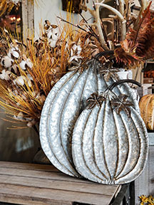 Decorative Tin Pumpkin Tray Set of 3