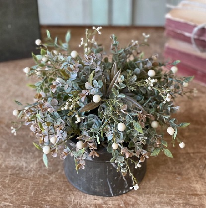 Icy Mini Pine w/ Berry Half Sphere, 7