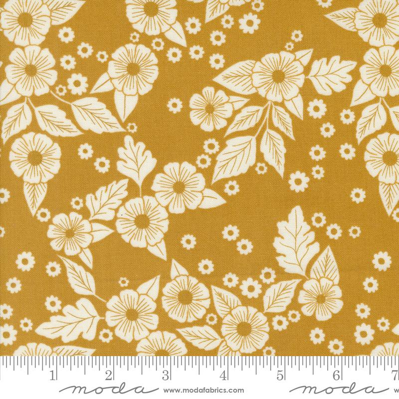 Moda - Field Of Flowers - Scattered Florals, Goldenrod