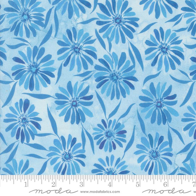 Moda - Sunshine & Blue Skies - Beaming Florals, Sky Blue